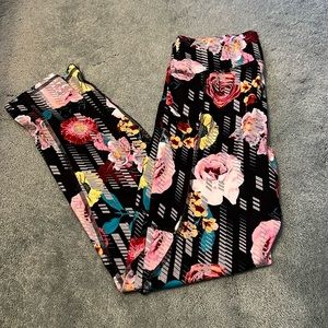 Girls Floral Athletic Leggings